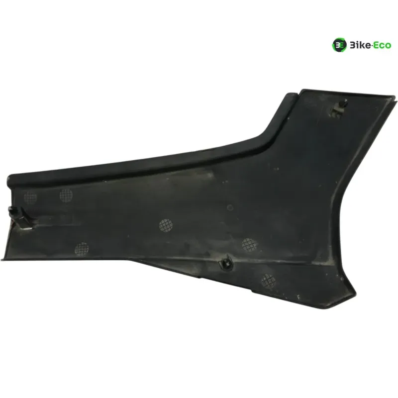 Cache carenage sous selle gauche HONDA VF 400 F 1983-1984