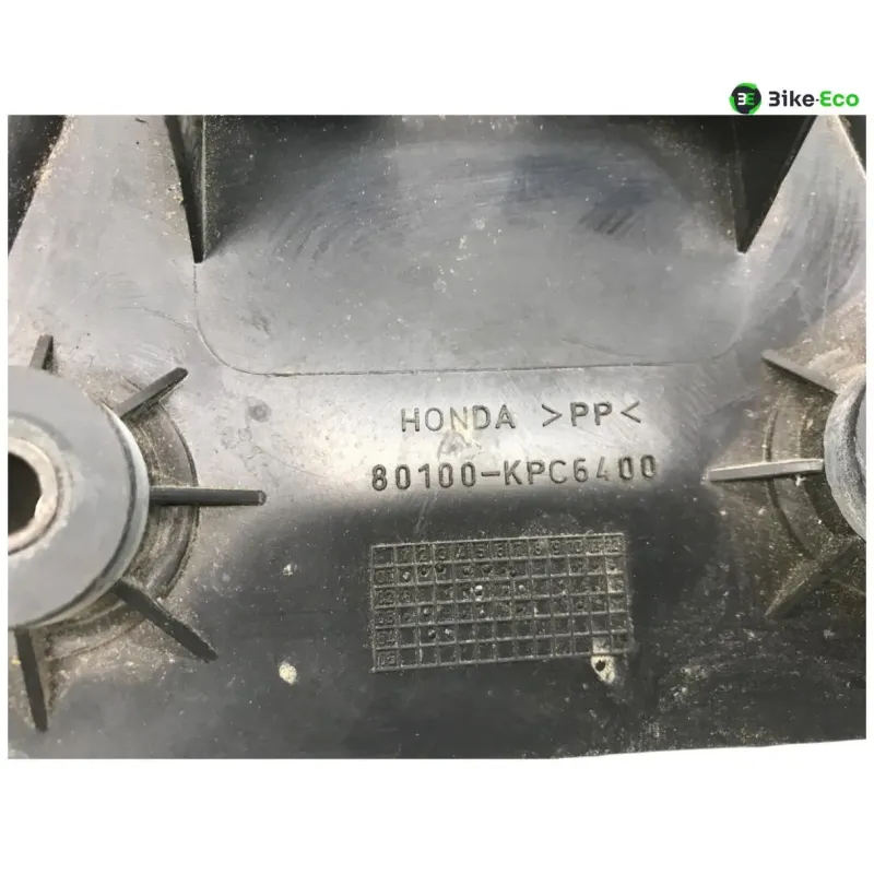 Cache jonction coque arriere HONDA XL V 125 2001-2006 VARADERO