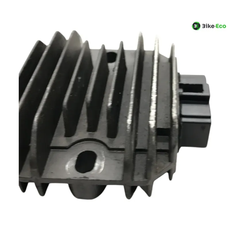 Regulateur charge batterie APRILIA SR 50 2010-2014 R FACTORY IE CARBU