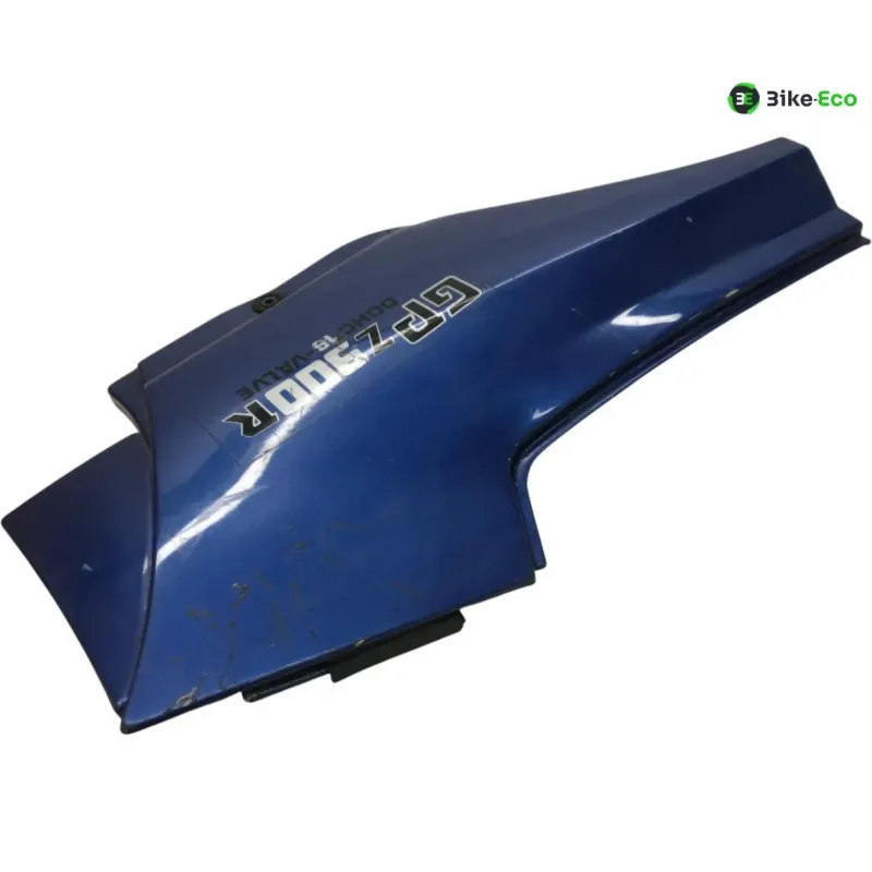 Cache carenage sous selle droit KAWASAKI GPZ 900 R 1984-1993 NINJA