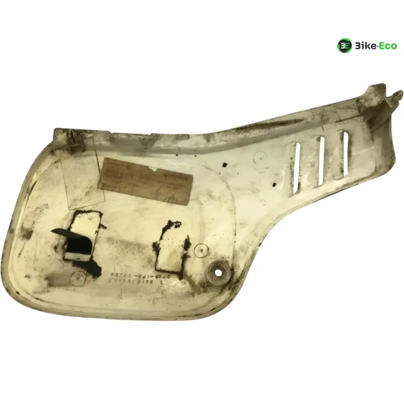 Cache carenage sous selle gauche HONDA MTX 80 1980-1987