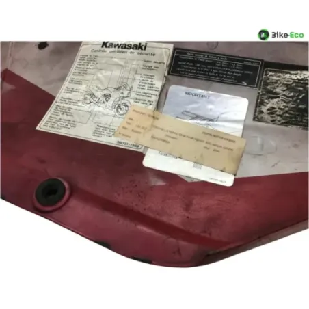 Cache carenage sous selle droit KAWASAKI GPZ 900 R 1984-1993 NINJA