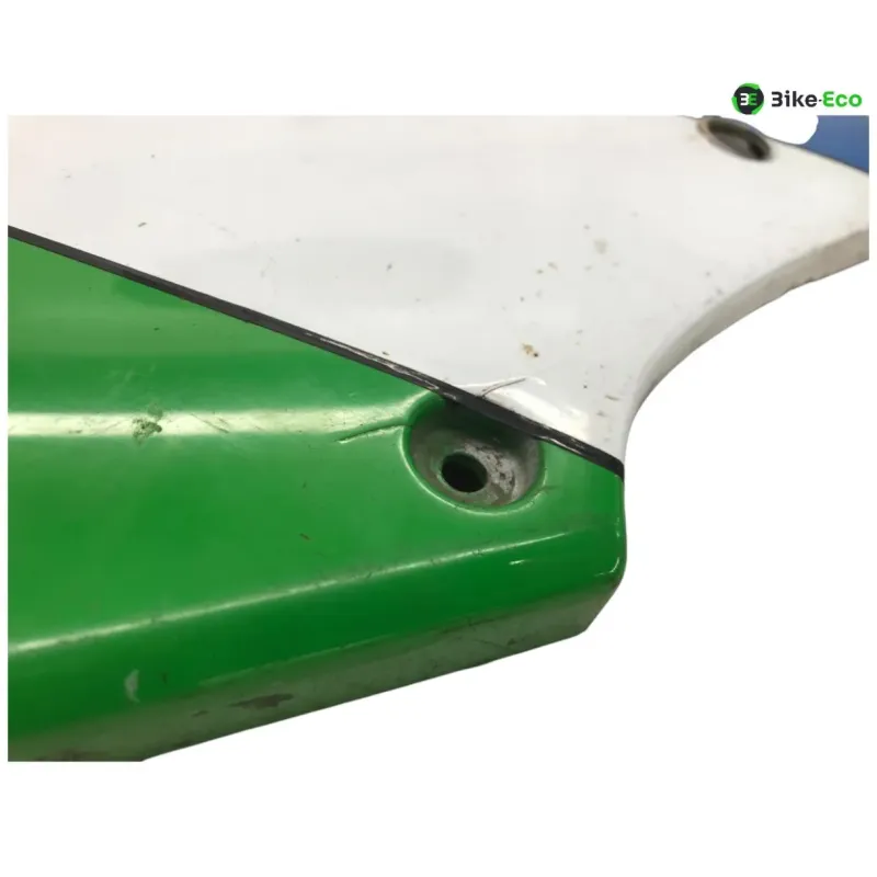 Cache carenage sous selle gauche KAWASAKI GPZ 600 R 1985-1989