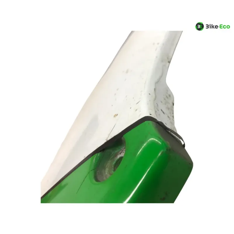 Cache carenage sous selle gauche KAWASAKI GPZ 600 R 1985-1989