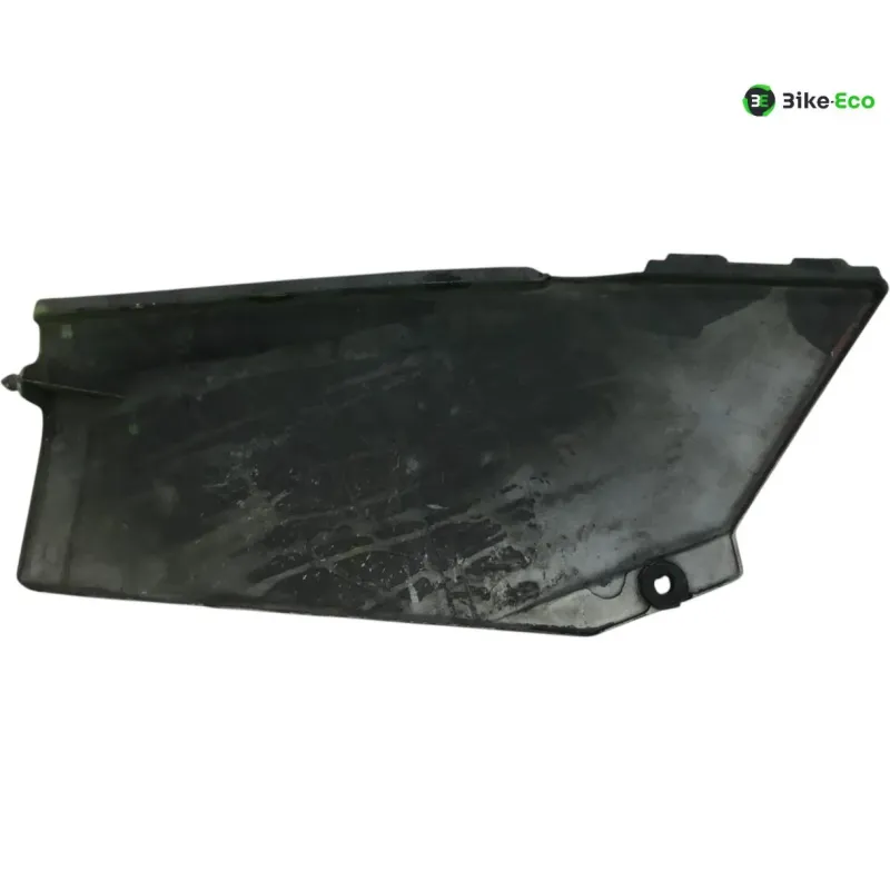 Cache carenage sous selle gauche KAWASAKI GPX 600 R 1988-1995