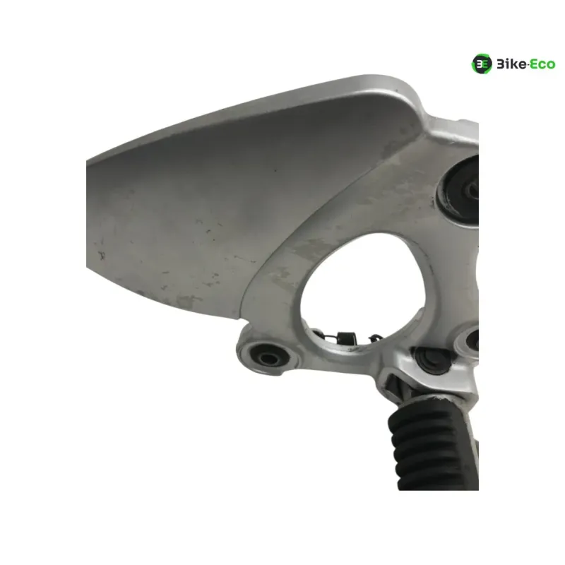 Platine avant droite SUZUKI GSX F 750 1998-2003