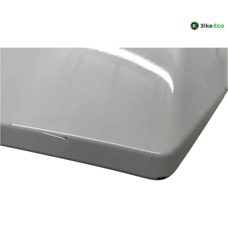 Cache lateral droit BMW CE 04 2021-2024