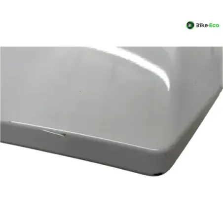 Cache lateral droit BMW CE 04 2021-2024
