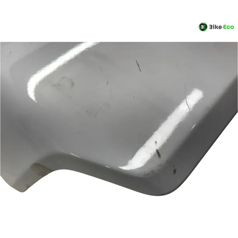 Cache lateral droit BMW CE 04 2021-2024
