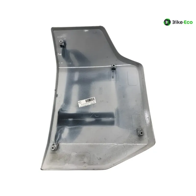 Cache lateral droit BMW CE 04 2021-2024