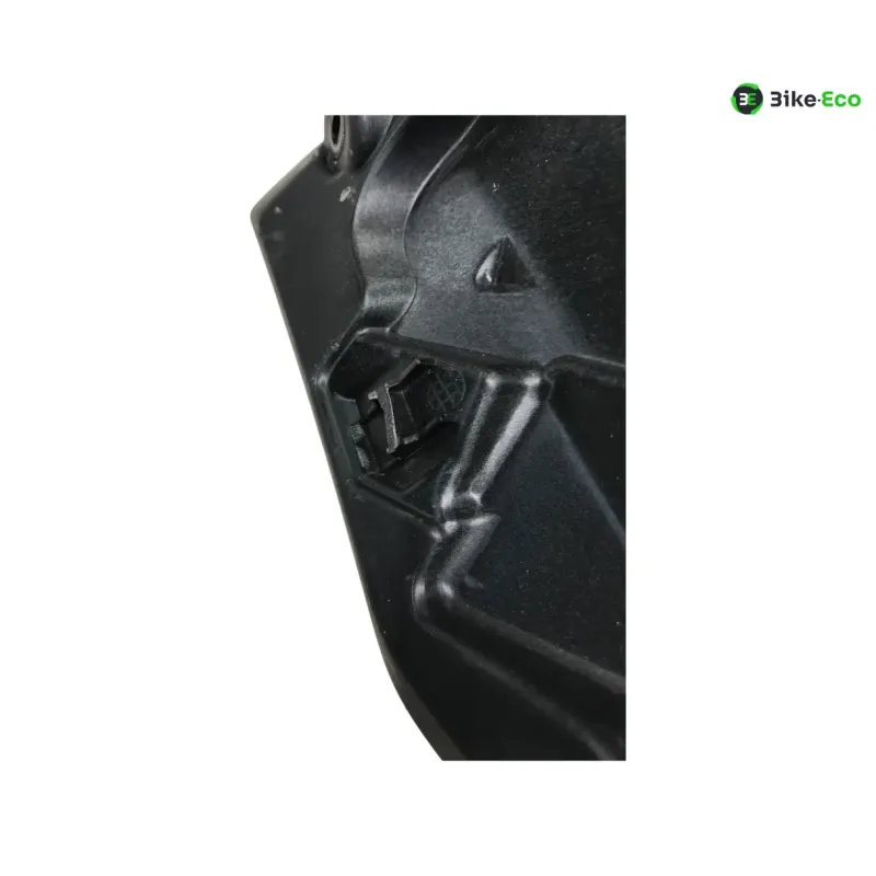 Cache lateral droit BMW CE 04 2021-2024