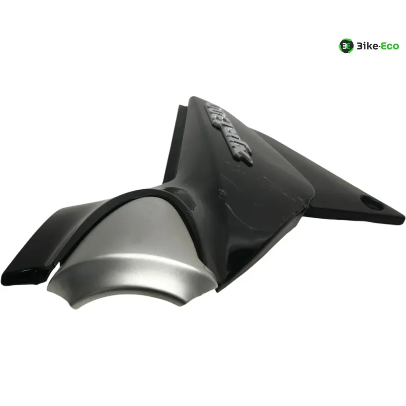 Cache carenage sous selle gauche YAMAHA XJR 1300 2004-2006