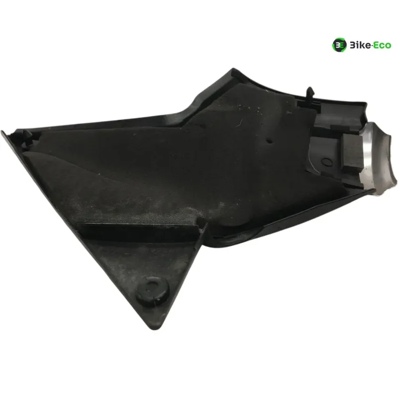 Cache carenage sous selle gauche YAMAHA XJR 1300 2004-2006