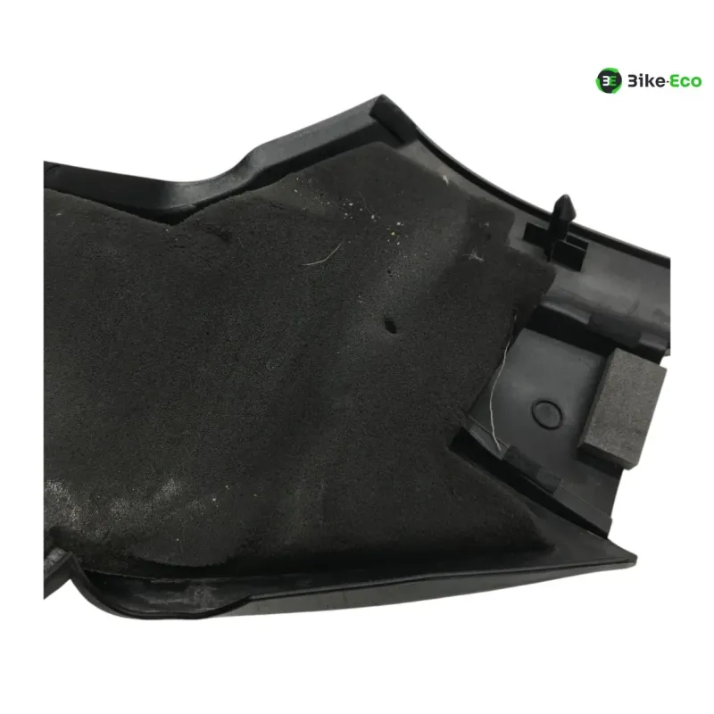 Cache carenage sous selle gauche YAMAHA XJR 1300 2004-2006