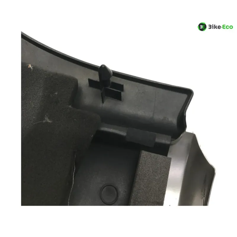 Cache carenage sous selle gauche YAMAHA XJR 1300 2004-2006