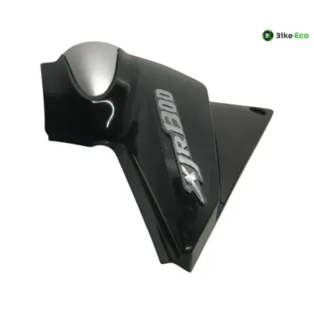 Cache carenage sous selle droit YAMAHA XJR 1300 2004-2006