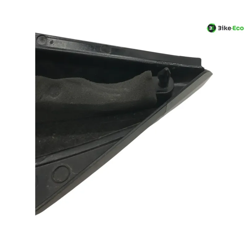 Cache carenage sous selle droit YAMAHA XJR 1300 2004-2006