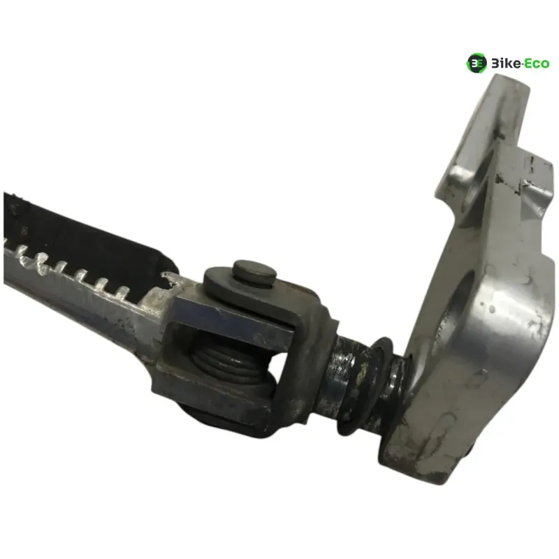 Platine avant droite SUZUKI SV 650 N 1999-2002
