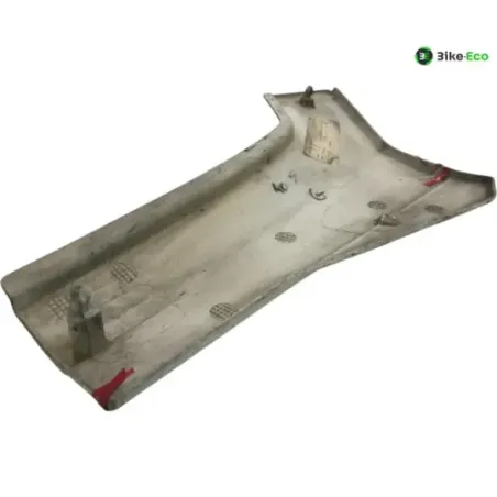 Cache carenage sous selle gauche HONDA VF 400 F 1983-1984