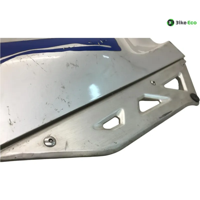 Cache carenage sous selle droit SUZUKI GSX F 750 1989-1997