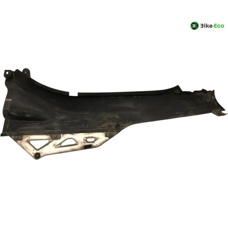Cache carenage sous selle droit SUZUKI GSX F 750 1989-1997