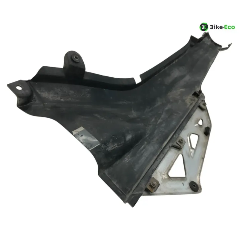 Cache carenage sous selle droit SUZUKI GSX F 750 1989-1997