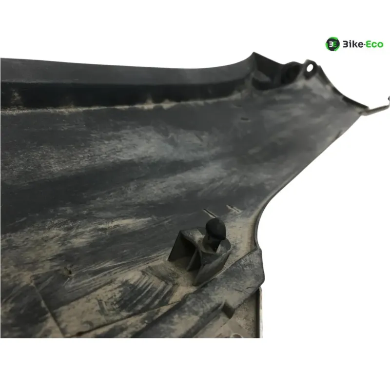 Cache carenage sous selle droit SUZUKI GSX F 750 1989-1997