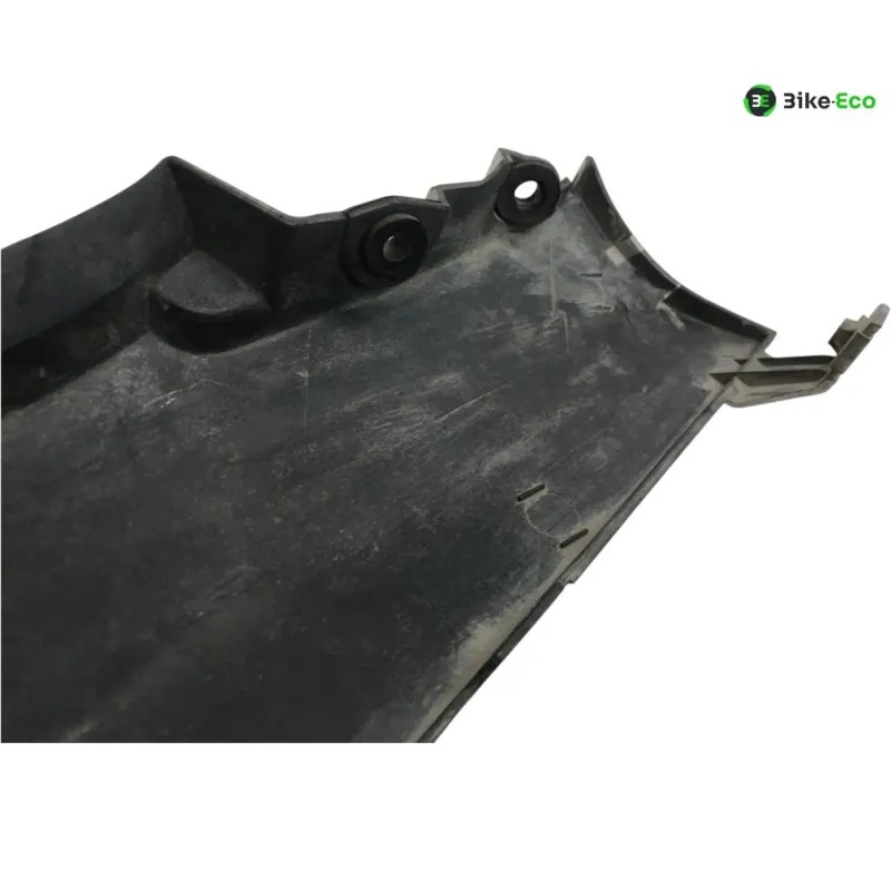 Cache carenage sous selle droit SUZUKI GSX F 750 1989-1997