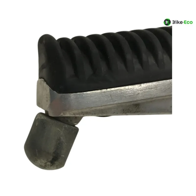 Repose pieds avant droit YAMAHA BT 1100 2002-2004 BULLDOG