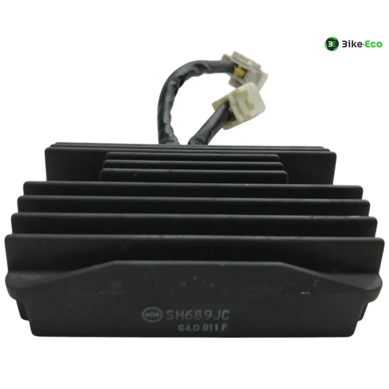 Regulateur charge batterie PIAGGIO VESPA GTS 300 2010-2013 IE