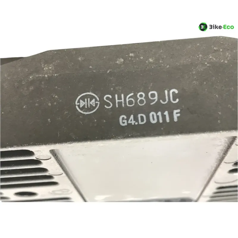 Regulateur charge batterie PIAGGIO VESPA GTS 300 2010-2013 IE