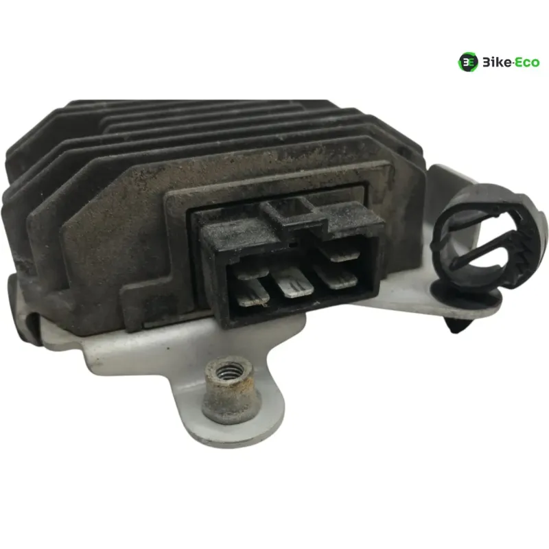 Regulateur charge batterie YAMAHA FZ6 600 2004-2006 FAZER