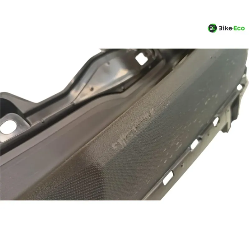 Plancher marche pied droit YAMAHA MWD 300 TRICITY 2020-2022