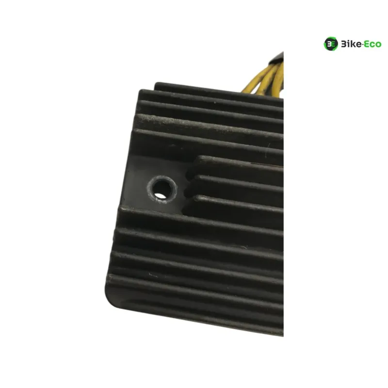 Regulateur charge batterie PIAGGIO VESPA GTS 300 2010-2013 IE