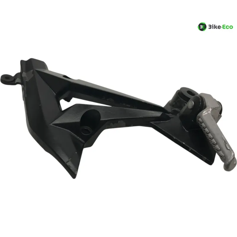 Platine et repose pieds arriere droit KAWASAKI Z 750 2007-2010
