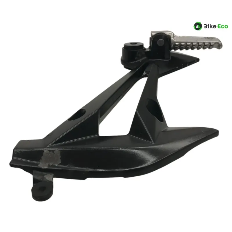 Platine et repose pieds arriere droit KAWASAKI Z 750 2007-2010