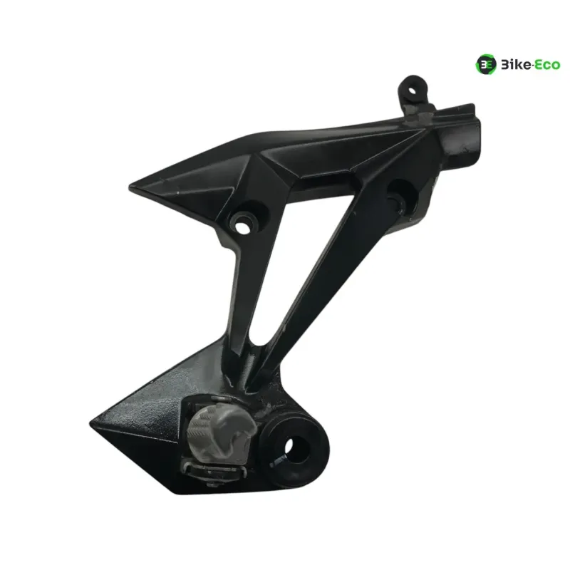 Platine et repose pieds arriere droit KAWASAKI Z 750 2007-2010