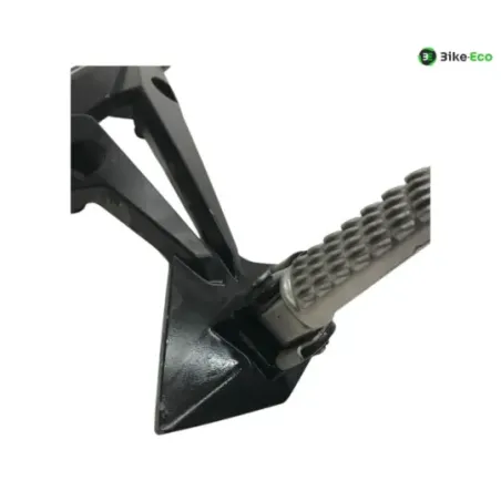 Platine et repose pieds arriere droit KAWASAKI Z 750 2007-2010