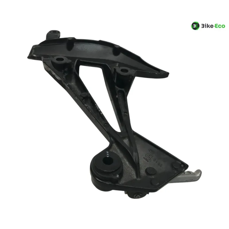 Platine et repose pieds arriere droit KAWASAKI Z 750 2007-2010