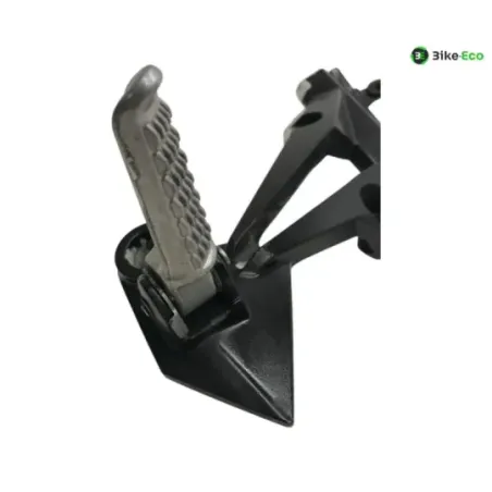 Platine et repose pieds arriere gauche KAWASAKI Z 750 2007-2010