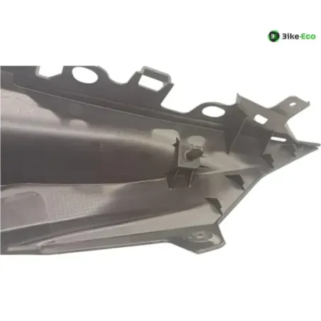 Cache carenage coque arriere droit YAMAHA YZF 700 2022-2024 R7