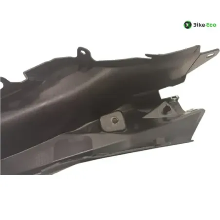 Cache carenage coque arriere droit YAMAHA YZF 700 2022-2024 R7