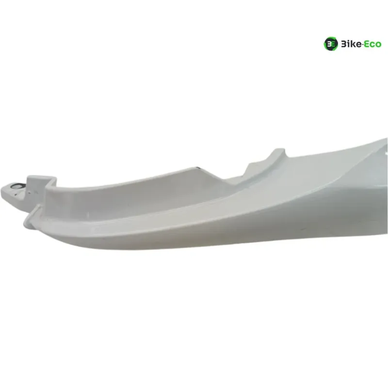 Cache carenage coque arriere gauche YAMAHA YZF 700 2022-2024 R7