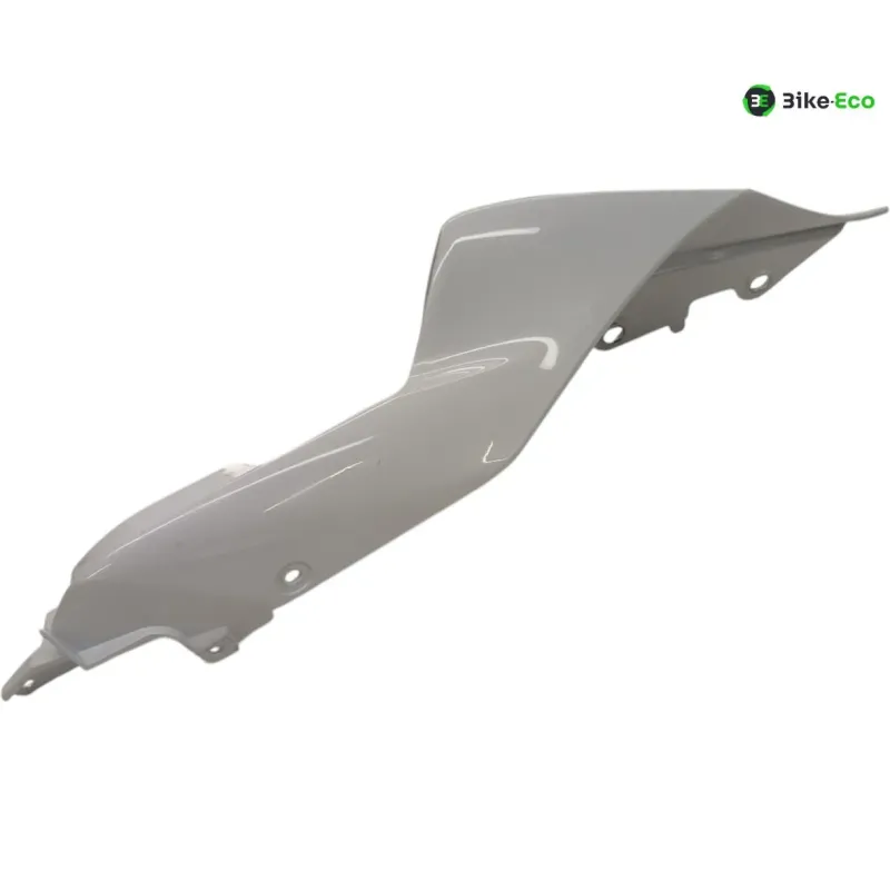 Cache carenage coque arriere gauche YAMAHA YZF 700 2022-2024 R7