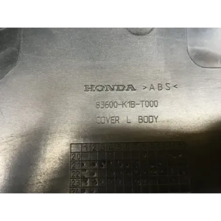 Cache carenage coque arriere gauche HONDA NSS 125 2021-2022 FORZA