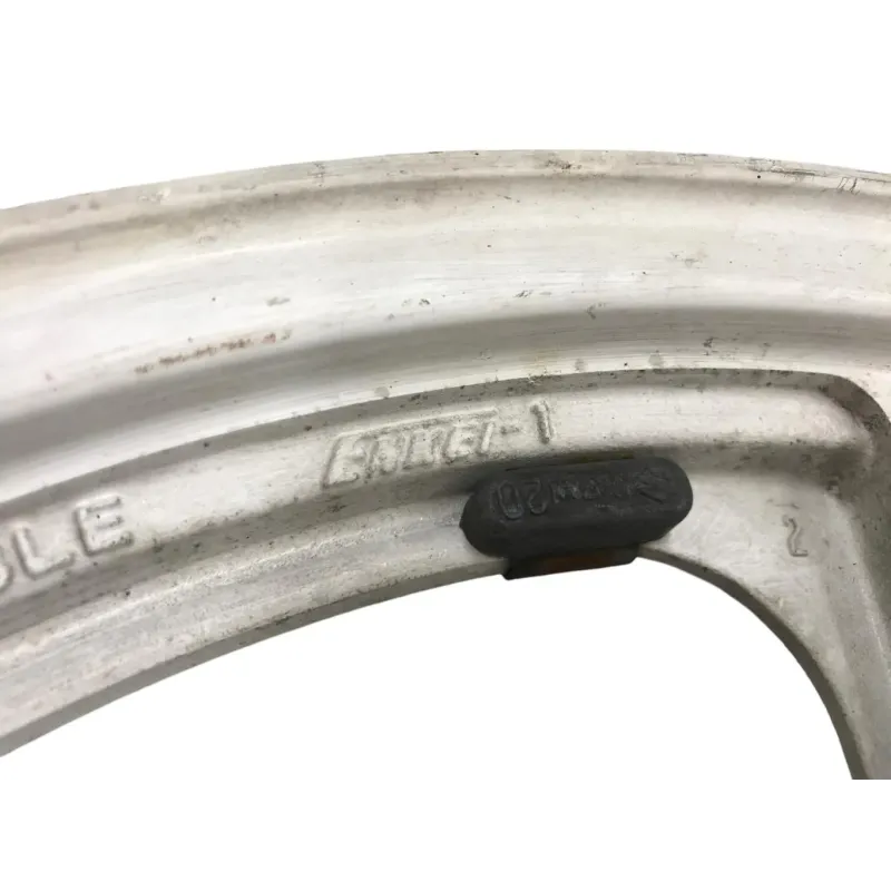 Jante avant SUZUKI RG 125 1985-1991 GAMMA