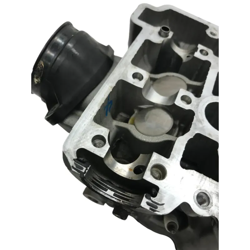 Culasse arriere SUZUKI SV 650 S 2007-2015