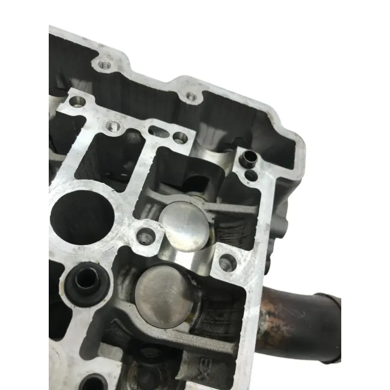 Culasse arriere SUZUKI SV 650 S 2007-2015