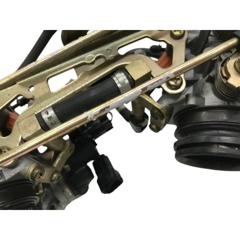 Rampe d'injection SUZUKI SV 650 S 2003-2006