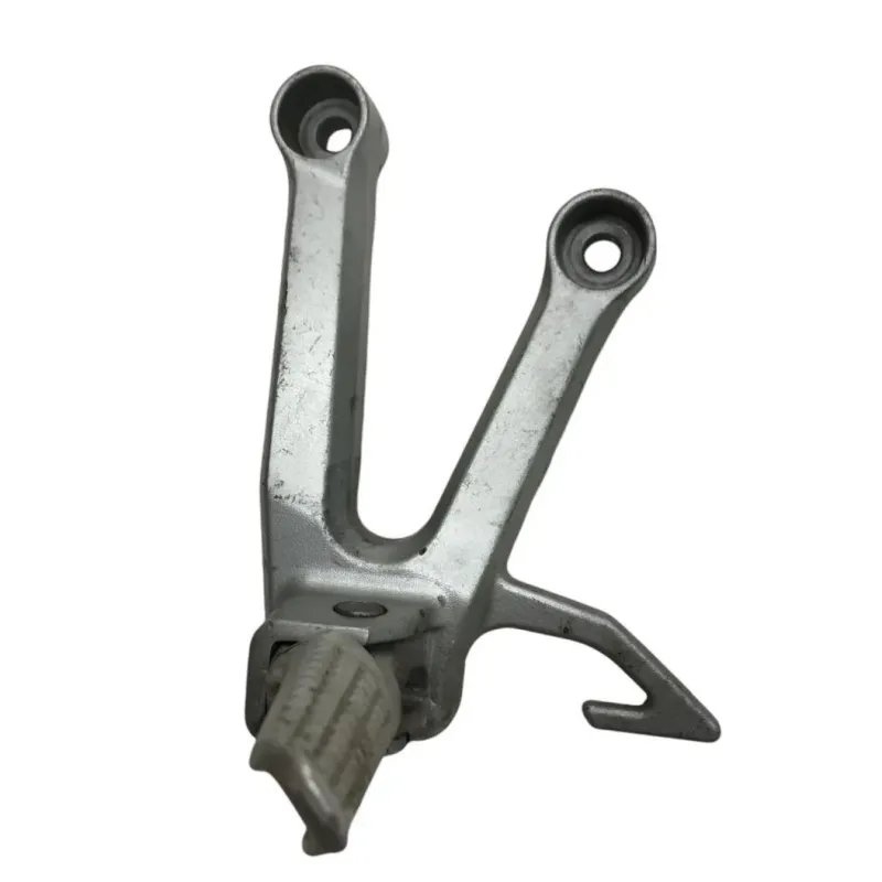 Platine et repose pieds arriere gauche SUZUKI SV 650 S 2003-2006
